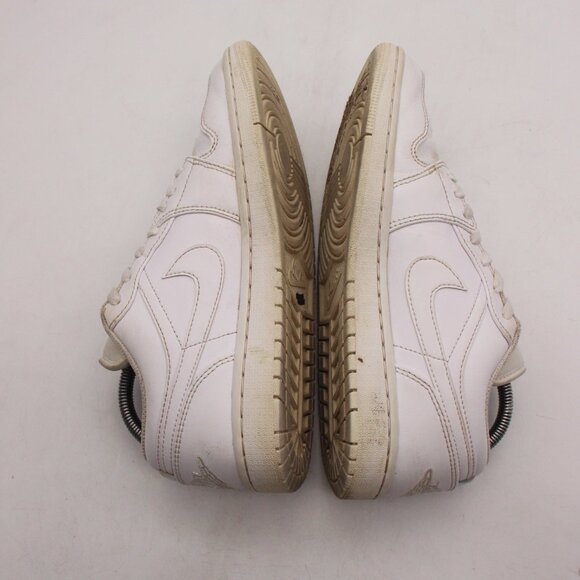 Athletic_Shoes